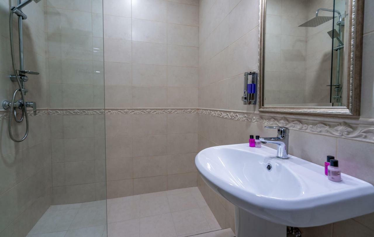 Golden Light Hotel Tbilisi Luaran gambar